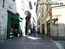 [P23] Via Colleoni, ne întorceam de la îngheţată pentru a vedea Domul » foto by ariciu*
 - 
<span class="allrVoted glyphicon glyphicon-heart hidden" id="av428461"></span>
<a class="m-l-10 hidden" id="sv428461" onclick="voting_Foto_DelVot(,428461,10639)" role="button">șterge vot <span class="glyphicon glyphicon-remove"></span></a>
<a id="v9428461" class=" c-red"  onclick="voting_Foto_SetVot(428461)" role="button"><span class="glyphicon glyphicon-heart-empty"></span> <b>LIKE</b> = Votează poza</a> <img class="hidden"  id="f428461W9" src="/imagini/loader.gif" border="0" /><span class="AjErrMes hidden" id="e428461ErM"></span>