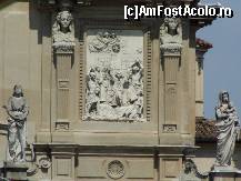 [P05] Detaliu arhitectonic imortalizat de pe terasa unde am servit masa, Piazza Matteotti » foto by ariciu*
 - 
<span class="allrVoted glyphicon glyphicon-heart hidden" id="av428443"></span>
<a class="m-l-10 hidden" id="sv428443" onclick="voting_Foto_DelVot(,428443,10639)" role="button">șterge vot <span class="glyphicon glyphicon-remove"></span></a>
<a id="v9428443" class=" c-red"  onclick="voting_Foto_SetVot(428443)" role="button"><span class="glyphicon glyphicon-heart-empty"></span> <b>LIKE</b> = Votează poza</a> <img class="hidden"  id="f428443W9" src="/imagini/loader.gif" border="0" /><span class="AjErrMes hidden" id="e428443ErM"></span>