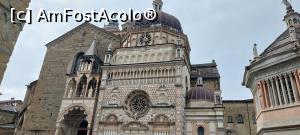 [P31] Capella Colleoni și Basilica di Santa Maria Maggiore » foto by Carmen Ion
 - 
<span class="allrVoted glyphicon glyphicon-heart hidden" id="av1373298"></span>
<a class="m-l-10 hidden" id="sv1373298" onclick="voting_Foto_DelVot(,1373298,10639)" role="button">șterge vot <span class="glyphicon glyphicon-remove"></span></a>
<a id="v91373298" class=" c-red"  onclick="voting_Foto_SetVot(1373298)" role="button"><span class="glyphicon glyphicon-heart-empty"></span> <b>LIKE</b> = Votează poza</a> <img class="hidden"  id="f1373298W9" src="/imagini/loader.gif" border="0" /><span class="AjErrMes hidden" id="e1373298ErM"></span>
