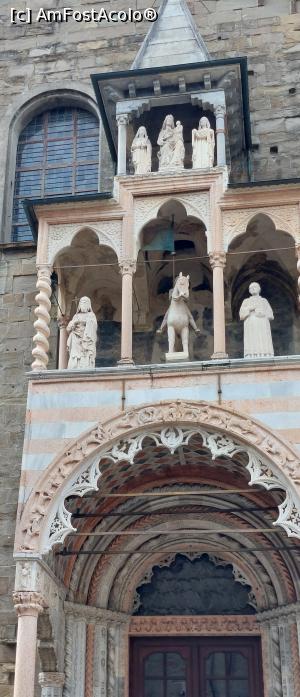 [P37] Basilica di Santa Maria Maggiore - portalul nordic » foto by Carmen Ion
 - 
<span class="allrVoted glyphicon glyphicon-heart hidden" id="av1373304"></span>
<a class="m-l-10 hidden" id="sv1373304" onclick="voting_Foto_DelVot(,1373304,10639)" role="button">șterge vot <span class="glyphicon glyphicon-remove"></span></a>
<a id="v91373304" class=" c-red"  onclick="voting_Foto_SetVot(1373304)" role="button"><span class="glyphicon glyphicon-heart-empty"></span> <b>LIKE</b> = Votează poza</a> <img class="hidden"  id="f1373304W9" src="/imagini/loader.gif" border="0" /><span class="AjErrMes hidden" id="e1373304ErM"></span>