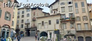 [P09] Piazza Mercato delle Scarpe » foto by Carmen Ion
 - 
<span class="allrVoted glyphicon glyphicon-heart hidden" id="av1373276"></span>
<a class="m-l-10 hidden" id="sv1373276" onclick="voting_Foto_DelVot(,1373276,10639)" role="button">șterge vot <span class="glyphicon glyphicon-remove"></span></a>
<a id="v91373276" class=" c-red"  onclick="voting_Foto_SetVot(1373276)" role="button"><span class="glyphicon glyphicon-heart-empty"></span> <b>LIKE</b> = Votează poza</a> <img class="hidden"  id="f1373276W9" src="/imagini/loader.gif" border="0" /><span class="AjErrMes hidden" id="e1373276ErM"></span>