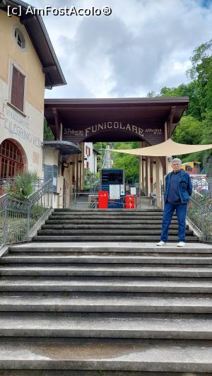 [P42] Intrarea la funicular » foto by Carmen Ion
 - 
<span class="allrVoted glyphicon glyphicon-heart hidden" id="av1377229"></span>
<a class="m-l-10 hidden" id="sv1377229" onclick="voting_Foto_DelVot(,1377229,10639)" role="button">șterge vot <span class="glyphicon glyphicon-remove"></span></a>
<a id="v91377229" class=" c-red"  onclick="voting_Foto_SetVot(1377229)" role="button"><span class="glyphicon glyphicon-heart-empty"></span> <b>LIKE</b> = Votează poza</a> <img class="hidden"  id="f1377229W9" src="/imagini/loader.gif" border="0" /><span class="AjErrMes hidden" id="e1377229ErM"></span>