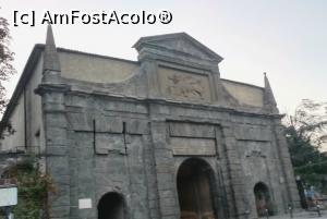[P06] In Citta Alta se intra prin porti monumentale, una dintre ele fiind Porta Agostino, in partea de est. » foto by geani anto
 - 
<span class="allrVoted glyphicon glyphicon-heart hidden" id="av1268934"></span>
<a class="m-l-10 hidden" id="sv1268934" onclick="voting_Foto_DelVot(,1268934,10639)" role="button">șterge vot <span class="glyphicon glyphicon-remove"></span></a>
<a id="v91268934" class=" c-red"  onclick="voting_Foto_SetVot(1268934)" role="button"><span class="glyphicon glyphicon-heart-empty"></span> <b>LIKE</b> = Votează poza</a> <img class="hidden"  id="f1268934W9" src="/imagini/loader.gif" border="0" /><span class="AjErrMes hidden" id="e1268934ErM"></span>