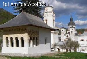 [P14] Bolniţa mănăstirii Bistriţa » foto by Michi
 - 
<span class="allrVoted glyphicon glyphicon-heart hidden" id="av1382345"></span>
<a class="m-l-10 hidden" id="sv1382345" onclick="voting_Foto_DelVot(,1382345,10662)" role="button">șterge vot <span class="glyphicon glyphicon-remove"></span></a>
<a id="v91382345" class=" c-red"  onclick="voting_Foto_SetVot(1382345)" role="button"><span class="glyphicon glyphicon-heart-empty"></span> <b>LIKE</b> = Votează poza</a> <img class="hidden"  id="f1382345W9" src="/imagini/loader.gif" border="0" /><span class="AjErrMes hidden" id="e1382345ErM"></span>