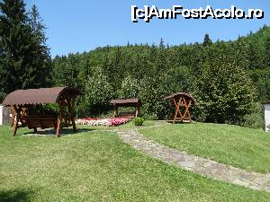 [P16] De la Balvanyos prin Covasna. Hotelul Clermond din Covasna. Si un mic parculet, mica pata de culoare in cenusiul curtii.  » foto by vega06
 - 
<span class="allrVoted glyphicon glyphicon-heart hidden" id="av699710"></span>
<a class="m-l-10 hidden" id="sv699710" onclick="voting_Foto_DelVot(,699710,10680)" role="button">șterge vot <span class="glyphicon glyphicon-remove"></span></a>
<a id="v9699710" class=" c-red"  onclick="voting_Foto_SetVot(699710)" role="button"><span class="glyphicon glyphicon-heart-empty"></span> <b>LIKE</b> = Votează poza</a> <img class="hidden"  id="f699710W9" src="/imagini/loader.gif" border="0" /><span class="AjErrMes hidden" id="e699710ErM"></span>