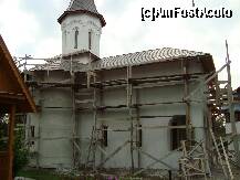 [P13] Mânăstirea Icoana – judetul Gorj - biserica cea noua , in constructie » foto by corinne
 - 
<span class="allrVoted glyphicon glyphicon-heart hidden" id="av163854"></span>
<a class="m-l-10 hidden" id="sv163854" onclick="voting_Foto_DelVot(,163854,10687)" role="button">șterge vot <span class="glyphicon glyphicon-remove"></span></a>
<a id="v9163854" class=" c-red"  onclick="voting_Foto_SetVot(163854)" role="button"><span class="glyphicon glyphicon-heart-empty"></span> <b>LIKE</b> = Votează poza</a> <img class="hidden"  id="f163854W9" src="/imagini/loader.gif" border="0" /><span class="AjErrMes hidden" id="e163854ErM"></span>