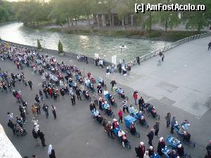 [P07] In timpul procesiunii de la Lourdes, imagine luata de langa biserica » foto by cryss27
 - 
<span class="allrVoted glyphicon glyphicon-heart hidden" id="av386003"></span>
<a class="m-l-10 hidden" id="sv386003" onclick="voting_Foto_DelVot(,386003,10692)" role="button">șterge vot <span class="glyphicon glyphicon-remove"></span></a>
<a id="v9386003" class=" c-red"  onclick="voting_Foto_SetVot(386003)" role="button"><span class="glyphicon glyphicon-heart-empty"></span> <b>LIKE</b> = Votează poza</a> <img class="hidden"  id="f386003W9" src="/imagini/loader.gif" border="0" /><span class="AjErrMes hidden" id="e386003ErM"></span>