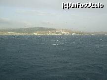 [P25] Tanger - Coasta Africii vazuta din larg. » foto by iulianic
 - 
<span class="allrVoted glyphicon glyphicon-heart hidden" id="av280655"></span>
<a class="m-l-10 hidden" id="sv280655" onclick="voting_Foto_DelVot(,280655,10692)" role="button">șterge vot <span class="glyphicon glyphicon-remove"></span></a>
<a id="v9280655" class=" c-red"  onclick="voting_Foto_SetVot(280655)" role="button"><span class="glyphicon glyphicon-heart-empty"></span> <b>LIKE</b> = Votează poza</a> <img class="hidden"  id="f280655W9" src="/imagini/loader.gif" border="0" /><span class="AjErrMes hidden" id="e280655ErM"></span>