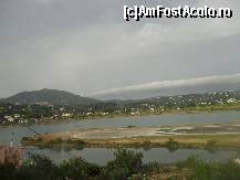 [P08] Capatul pistei aeroportului din orasul Corfu » foto by georgiana
 - 
<span class="allrVoted glyphicon glyphicon-heart hidden" id="av300686"></span>
<a class="m-l-10 hidden" id="sv300686" onclick="voting_Foto_DelVot(,300686,10697)" role="button">șterge vot <span class="glyphicon glyphicon-remove"></span></a>
<a id="v9300686" class=" c-red"  onclick="voting_Foto_SetVot(300686)" role="button"><span class="glyphicon glyphicon-heart-empty"></span> <b>LIKE</b> = Votează poza</a> <img class="hidden"  id="f300686W9" src="/imagini/loader.gif" border="0" /><span class="AjErrMes hidden" id="e300686ErM"></span>