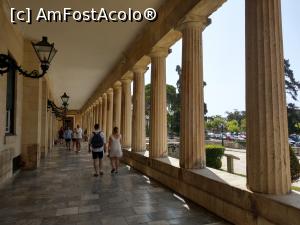 [P20] Palatul regal-partea din față cu colonade. » foto by maryka
 - 
<span class="allrVoted glyphicon glyphicon-heart hidden" id="av1279132"></span>
<a class="m-l-10 hidden" id="sv1279132" onclick="voting_Foto_DelVot(,1279132,10697)" role="button">șterge vot <span class="glyphicon glyphicon-remove"></span></a>
<a id="v91279132" class=" c-red"  onclick="voting_Foto_SetVot(1279132)" role="button"><span class="glyphicon glyphicon-heart-empty"></span> <b>LIKE</b> = Votează poza</a> <img class="hidden"  id="f1279132W9" src="/imagini/loader.gif" border="0" /><span class="AjErrMes hidden" id="e1279132ErM"></span>