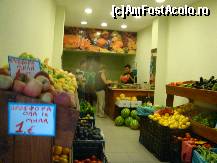 [P42] magazin in care se vand fructe... » foto by sandu.53
 - 
<span class="allrVoted glyphicon glyphicon-heart hidden" id="av267142"></span>
<a class="m-l-10 hidden" id="sv267142" onclick="voting_Foto_DelVot(,267142,10697)" role="button">șterge vot <span class="glyphicon glyphicon-remove"></span></a>
<a id="v9267142" class=" c-red"  onclick="voting_Foto_SetVot(267142)" role="button"><span class="glyphicon glyphicon-heart-empty"></span> <b>LIKE</b> = Votează poza</a> <img class="hidden"  id="f267142W9" src="/imagini/loader.gif" border="0" /><span class="AjErrMes hidden" id="e267142ErM"></span>