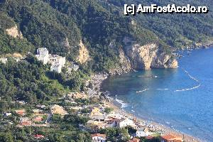 [P14] Jos plaja de la Sea Breeze » foto by mirmicu
 - 
<span class="allrVoted glyphicon glyphicon-heart hidden" id="av401968"></span>
<a class="m-l-10 hidden" id="sv401968" onclick="voting_Foto_DelVot(,401968,10699)" role="button">șterge vot <span class="glyphicon glyphicon-remove"></span></a>
<a id="v9401968" class=" c-red"  onclick="voting_Foto_SetVot(401968)" role="button"><span class="glyphicon glyphicon-heart-empty"></span> <b>LIKE</b> = Votează poza</a> <img class="hidden"  id="f401968W9" src="/imagini/loader.gif" border="0" /><span class="AjErrMes hidden" id="e401968ErM"></span>