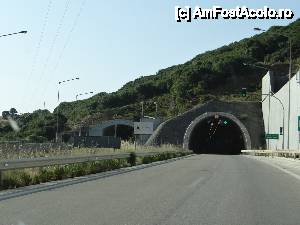 [P08] Tunelurile de pe autostrada Egnatia Odos, oricât de mult ne-au încântat la orele serii, au fost foarte obositoare în dimineața în care ne-am întors » foto by baby eyes
 - 
<span class="allrVoted glyphicon glyphicon-heart hidden" id="av442483"></span>
<a class="m-l-10 hidden" id="sv442483" onclick="voting_Foto_DelVot(,442483,10699)" role="button">șterge vot <span class="glyphicon glyphicon-remove"></span></a>
<a id="v9442483" class=" c-red"  onclick="voting_Foto_SetVot(442483)" role="button"><span class="glyphicon glyphicon-heart-empty"></span> <b>LIKE</b> = Votează poza</a> <img class="hidden"  id="f442483W9" src="/imagini/loader.gif" border="0" /><span class="AjErrMes hidden" id="e442483ErM"></span>