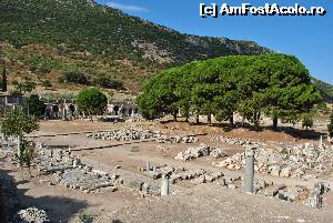 [P10] Piata publica Efes » foto by Gabise
 - 
<span class="allrVoted glyphicon glyphicon-heart hidden" id="av550157"></span>
<a class="m-l-10 hidden" id="sv550157" onclick="voting_Foto_DelVot(,550157,10714)" role="button">șterge vot <span class="glyphicon glyphicon-remove"></span></a>
<a id="v9550157" class=" c-red"  onclick="voting_Foto_SetVot(550157)" role="button"><span class="glyphicon glyphicon-heart-empty"></span> <b>LIKE</b> = Votează poza</a> <img class="hidden"  id="f550157W9" src="/imagini/loader.gif" border="0" /><span class="AjErrMes hidden" id="e550157ErM"></span>