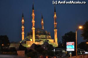 [P03] Moscheea vazuta de la distantă în Edirne » foto by Gabise
 - 
<span class="allrVoted glyphicon glyphicon-heart hidden" id="av550141"></span>
<a class="m-l-10 hidden" id="sv550141" onclick="voting_Foto_DelVot(,550141,10714)" role="button">șterge vot <span class="glyphicon glyphicon-remove"></span></a>
<a id="v9550141" class=" c-red"  onclick="voting_Foto_SetVot(550141)" role="button"><span class="glyphicon glyphicon-heart-empty"></span> <b>LIKE</b> = Votează poza</a> <img class="hidden"  id="f550141W9" src="/imagini/loader.gif" border="0" /><span class="AjErrMes hidden" id="e550141ErM"></span>