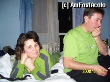 [P04] in camera curat si cald- frumos am zis, asta pana sa auzim ciocanind la usa » foto by gmarinescu
 - 
<span class="allrVoted glyphicon glyphicon-heart hidden" id="av282854"></span>
<a class="m-l-10 hidden" id="sv282854" onclick="voting_Foto_DelVot(,282854,10729)" role="button">șterge vot <span class="glyphicon glyphicon-remove"></span></a>
<a id="v9282854" class=" c-red"  onclick="voting_Foto_SetVot(282854)" role="button"><span class="glyphicon glyphicon-heart-empty"></span> <b>LIKE</b> = Votează poza</a> <img class="hidden"  id="f282854W9" src="/imagini/loader.gif" border="0" /><span class="AjErrMes hidden" id="e282854ErM"></span>