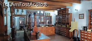 [P02] Oficina - încăperea unde se vindeau medicamentele. » foto by tata123 🔱
 - 
<span class="allrVoted glyphicon glyphicon-heart hidden" id="av1431930"></span>
<a class="m-l-10 hidden" id="sv1431930" onclick="voting_Foto_DelVot(,1431930,10746)" role="button">șterge vot <span class="glyphicon glyphicon-remove"></span></a>
<a id="v91431930" class=" c-red"  onclick="voting_Foto_SetVot(1431930)" role="button"><span class="glyphicon glyphicon-heart-empty"></span> <b>LIKE</b> = Votează poza</a> <img class="hidden"  id="f1431930W9" src="/imagini/loader.gif" border="0" /><span class="AjErrMes hidden" id="e1431930ErM"></span>