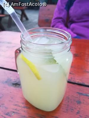 [P08] O limonadă bunicică. » foto by tata123 🔱
 - 
<span class="allrVoted glyphicon glyphicon-heart hidden" id="av1263078"></span>
<a class="m-l-10 hidden" id="sv1263078" onclick="voting_Foto_DelVot(,1263078,10814)" role="button">șterge vot <span class="glyphicon glyphicon-remove"></span></a>
<a id="v91263078" class=" c-red"  onclick="voting_Foto_SetVot(1263078)" role="button"><span class="glyphicon glyphicon-heart-empty"></span> <b>LIKE</b> = Votează poza</a> <img class="hidden"  id="f1263078W9" src="/imagini/loader.gif" border="0" /><span class="AjErrMes hidden" id="e1263078ErM"></span>