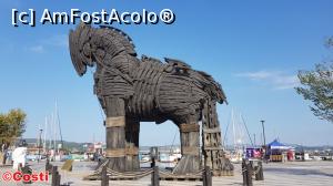 [P10] Calul Troian, de pe faleza orașului Çanakkale » foto by Costi
 - 
<span class="allrVoted glyphicon glyphicon-heart hidden" id="av1189805"></span>
<a class="m-l-10 hidden" id="sv1189805" onclick="voting_Foto_DelVot(,1189805,10840)" role="button">șterge vot <span class="glyphicon glyphicon-remove"></span></a>
<a id="v91189805" class=" c-red"  onclick="voting_Foto_SetVot(1189805)" role="button"><span class="glyphicon glyphicon-heart-empty"></span> <b>LIKE</b> = Votează poza</a> <img class="hidden"  id="f1189805W9" src="/imagini/loader.gif" border="0" /><span class="AjErrMes hidden" id="e1189805ErM"></span>