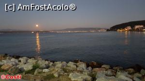 [P02] Răsărit de Lună deasupra orașului Çanakkale, văzut de pe faleza orașului Eceabat » foto by Costi
 - 
<span class="allrVoted glyphicon glyphicon-heart hidden" id="av1189797"></span>
<a class="m-l-10 hidden" id="sv1189797" onclick="voting_Foto_DelVot(,1189797,10840)" role="button">șterge vot <span class="glyphicon glyphicon-remove"></span></a>
<a id="v91189797" class=" c-red"  onclick="voting_Foto_SetVot(1189797)" role="button"><span class="glyphicon glyphicon-heart-empty"></span> <b>LIKE</b> = Votează poza</a> <img class="hidden"  id="f1189797W9" src="/imagini/loader.gif" border="0" /><span class="AjErrMes hidden" id="e1189797ErM"></span>