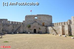 [P25] În cetatea Bozcaada » foto by Costi
 - 
<span class="allrVoted glyphicon glyphicon-heart hidden" id="av1189820"></span>
<a class="m-l-10 hidden" id="sv1189820" onclick="voting_Foto_DelVot(,1189820,10840)" role="button">șterge vot <span class="glyphicon glyphicon-remove"></span></a>
<a id="v91189820" class=" c-red"  onclick="voting_Foto_SetVot(1189820)" role="button"><span class="glyphicon glyphicon-heart-empty"></span> <b>LIKE</b> = Votează poza</a> <img class="hidden"  id="f1189820W9" src="/imagini/loader.gif" border="0" /><span class="AjErrMes hidden" id="e1189820ErM"></span>