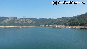 [P13] Lacul Bicaz » foto by HanTTa
 - 
<span class="allrVoted glyphicon glyphicon-heart hidden" id="av666818"></span>
<a class="m-l-10 hidden" id="sv666818" onclick="voting_Foto_DelVot(,666818,10854)" role="button">șterge vot <span class="glyphicon glyphicon-remove"></span></a>
<a id="v9666818" class=" c-red"  onclick="voting_Foto_SetVot(666818)" role="button"><span class="glyphicon glyphicon-heart-empty"></span> <b>LIKE</b> = Votează poza</a> <img class="hidden"  id="f666818W9" src="/imagini/loader.gif" border="0" /><span class="AjErrMes hidden" id="e666818ErM"></span>