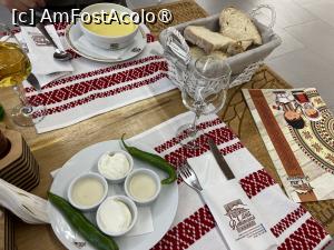 [P16] Casa Românească din Căciulata – ciorba şi suplimentele incluse în preţ » foto by nicole33
 - 
<span class="allrVoted glyphicon glyphicon-heart hidden" id="av1408478"></span>
<a class="m-l-10 hidden" id="sv1408478" onclick="voting_Foto_DelVot(,1408478,10877)" role="button">șterge vot <span class="glyphicon glyphicon-remove"></span></a>
<a id="v91408478" class=" c-red"  onclick="voting_Foto_SetVot(1408478)" role="button"><span class="glyphicon glyphicon-heart-empty"></span> <b>LIKE</b> = Votează poza</a> <img class="hidden"  id="f1408478W9" src="/imagini/loader.gif" border="0" /><span class="AjErrMes hidden" id="e1408478ErM"></span>