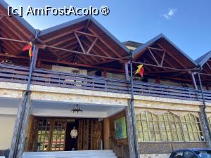[P05] Casa Românească din Căciulata – intrarea în hotel şi în restaurant » foto by nicole33
 - 
<span class="allrVoted glyphicon glyphicon-heart hidden" id="av1408467"></span>
<a class="m-l-10 hidden" id="sv1408467" onclick="voting_Foto_DelVot(,1408467,10877)" role="button">șterge vot <span class="glyphicon glyphicon-remove"></span></a>
<a id="v91408467" class=" c-red"  onclick="voting_Foto_SetVot(1408467)" role="button"><span class="glyphicon glyphicon-heart-empty"></span> <b>LIKE</b> = Votează poza</a> <img class="hidden"  id="f1408467W9" src="/imagini/loader.gif" border="0" /><span class="AjErrMes hidden" id="e1408467ErM"></span>