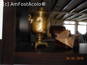 [P11] Restaurant - Pensiunea Dada. Samovar și alte vechi obiecte de decor.  » foto by iulianic
 - 
<span class="allrVoted glyphicon glyphicon-heart hidden" id="av724802"></span>
<a class="m-l-10 hidden" id="sv724802" onclick="voting_Foto_DelVot(,724802,10877)" role="button">șterge vot <span class="glyphicon glyphicon-remove"></span></a>
<a id="v9724802" class=" c-red"  onclick="voting_Foto_SetVot(724802)" role="button"><span class="glyphicon glyphicon-heart-empty"></span> <b>LIKE</b> = Votează poza</a> <img class="hidden"  id="f724802W9" src="/imagini/loader.gif" border="0" /><span class="AjErrMes hidden" id="e724802ErM"></span>