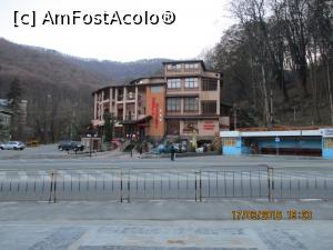 [P01] Complexul turistic Perla Oltului.  » foto by elviramvio
 - 
<span class="allrVoted glyphicon glyphicon-heart hidden" id="av724078"></span>
<a class="m-l-10 hidden" id="sv724078" onclick="voting_Foto_DelVot(,724078,10877)" role="button">șterge vot <span class="glyphicon glyphicon-remove"></span></a>
<a id="v9724078" class=" c-red"  onclick="voting_Foto_SetVot(724078)" role="button"><span class="glyphicon glyphicon-heart-empty"></span> <b>LIKE</b> = Votează poza</a> <img class="hidden"  id="f724078W9" src="/imagini/loader.gif" border="0" /><span class="AjErrMes hidden" id="e724078ErM"></span>