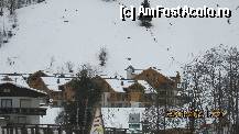 [P08] Vila unde am stat,in plan departat cu steagul Austriei - vazuta de pe partie » foto by Spartanul 78
 - 
<span class="allrVoted glyphicon glyphicon-heart hidden" id="av294488"></span>
<a class="m-l-10 hidden" id="sv294488" onclick="voting_Foto_DelVot(,294488,10885)" role="button">șterge vot <span class="glyphicon glyphicon-remove"></span></a>
<a id="v9294488" class=" c-red"  onclick="voting_Foto_SetVot(294488)" role="button"><span class="glyphicon glyphicon-heart-empty"></span> <b>LIKE</b> = Votează poza</a> <img class="hidden"  id="f294488W9" src="/imagini/loader.gif" border="0" /><span class="AjErrMes hidden" id="e294488ErM"></span>