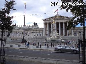 [P53] acelasi palat al parlamentului din viena.  » foto by beberadutoiu*
 - 
<span class="allrVoted glyphicon glyphicon-heart hidden" id="av399166"></span>
<a class="m-l-10 hidden" id="sv399166" onclick="voting_Foto_DelVot(,399166,10891)" role="button">șterge vot <span class="glyphicon glyphicon-remove"></span></a>
<a id="v9399166" class=" c-red"  onclick="voting_Foto_SetVot(399166)" role="button"><span class="glyphicon glyphicon-heart-empty"></span> <b>LIKE</b> = Votează poza</a> <img class="hidden"  id="f399166W9" src="/imagini/loader.gif" border="0" /><span class="AjErrMes hidden" id="e399166ErM"></span>