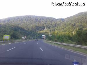 [P22] Traseu A6 Sofia- Kulata » foto by adriatica
 - 
<span class="allrVoted glyphicon glyphicon-heart hidden" id="av431301"></span>
<a class="m-l-10 hidden" id="sv431301" onclick="voting_Foto_DelVot(,431301,10898)" role="button">șterge vot <span class="glyphicon glyphicon-remove"></span></a>
<a id="v9431301" class=" c-red"  onclick="voting_Foto_SetVot(431301)" role="button"><span class="glyphicon glyphicon-heart-empty"></span> <b>LIKE</b> = Votează poza</a> <img class="hidden"  id="f431301W9" src="/imagini/loader.gif" border="0" /><span class="AjErrMes hidden" id="e431301ErM"></span>