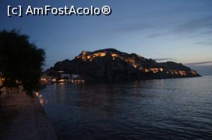 [P09] Castelul din Myrina noaptea » foto by Sosorina
 - 
<span class="allrVoted glyphicon glyphicon-heart hidden" id="av992361"></span>
<a class="m-l-10 hidden" id="sv992361" onclick="voting_Foto_DelVot(,992361,10926)" role="button">șterge vot <span class="glyphicon glyphicon-remove"></span></a>
<a id="v9992361" class=" c-red"  onclick="voting_Foto_SetVot(992361)" role="button"><span class="glyphicon glyphicon-heart-empty"></span> <b>LIKE</b> = Votează poza</a> <img class="hidden"  id="f992361W9" src="/imagini/loader.gif" border="0" /><span class="AjErrMes hidden" id="e992361ErM"></span>
