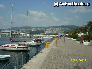[P01] port Kavala » foto by charisteas
 - 
<span class="allrVoted glyphicon glyphicon-heart hidden" id="av403137"></span>
<a class="m-l-10 hidden" id="sv403137" onclick="voting_Foto_DelVot(,403137,10926)" role="button">șterge vot <span class="glyphicon glyphicon-remove"></span></a>
<a id="v9403137" class=" c-red"  onclick="voting_Foto_SetVot(403137)" role="button"><span class="glyphicon glyphicon-heart-empty"></span> <b>LIKE</b> = Votează poza</a> <img class="hidden"  id="f403137W9" src="/imagini/loader.gif" border="0" /><span class="AjErrMes hidden" id="e403137ErM"></span>