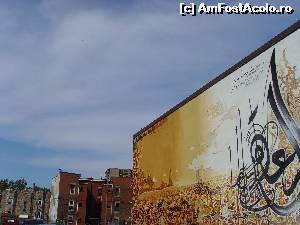 [P06] grafitti pe o cladire in Montreal » foto by daniela.zaria*
 - 
<span class="allrVoted glyphicon glyphicon-heart hidden" id="av525387"></span>
<a class="m-l-10 hidden" id="sv525387" onclick="voting_Foto_DelVot(,525387,10931)" role="button">șterge vot <span class="glyphicon glyphicon-remove"></span></a>
<a id="v9525387" class=" c-red"  onclick="voting_Foto_SetVot(525387)" role="button"><span class="glyphicon glyphicon-heart-empty"></span> <b>LIKE</b> = Votează poza</a> <img class="hidden"  id="f525387W9" src="/imagini/loader.gif" border="0" /><span class="AjErrMes hidden" id="e525387ErM"></span>