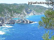 [P15] Coasta sălbatică a insulei, văzută de sus, de lîngă capelă.  » foto by abancor
 - 
<span class="allrVoted glyphicon glyphicon-heart hidden" id="av459405"></span>
<a class="m-l-10 hidden" id="sv459405" onclick="voting_Foto_DelVot(,459405,10932)" role="button">șterge vot <span class="glyphicon glyphicon-remove"></span></a>
<a id="v9459405" class=" c-red"  onclick="voting_Foto_SetVot(459405)" role="button"><span class="glyphicon glyphicon-heart-empty"></span> <b>LIKE</b> = Votează poza</a> <img class="hidden"  id="f459405W9" src="/imagini/loader.gif" border="0" /><span class="AjErrMes hidden" id="e459405ErM"></span>