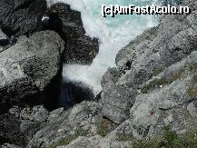 [P18] La baza stîncii, marea îşi face de cap.  » foto by abancor
 - 
<span class="allrVoted glyphicon glyphicon-heart hidden" id="av459409"></span>
<a class="m-l-10 hidden" id="sv459409" onclick="voting_Foto_DelVot(,459409,10932)" role="button">șterge vot <span class="glyphicon glyphicon-remove"></span></a>
<a id="v9459409" class=" c-red"  onclick="voting_Foto_SetVot(459409)" role="button"><span class="glyphicon glyphicon-heart-empty"></span> <b>LIKE</b> = Votează poza</a> <img class="hidden"  id="f459409W9" src="/imagini/loader.gif" border="0" /><span class="AjErrMes hidden" id="e459409ErM"></span>