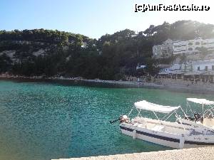 [P31] Portul din Alonissos, a treia insula din Sporade: Skiathos, Skopelos si Alonissos. Alonissos este o destinatie perfecta daca nu doresti sa vezi si alti turisti... (am intalit aici multi romani)  » foto by Silvana5
 - 
<span class="allrVoted glyphicon glyphicon-heart hidden" id="av364716"></span>
<a class="m-l-10 hidden" id="sv364716" onclick="voting_Foto_DelVot(,364716,10932)" role="button">șterge vot <span class="glyphicon glyphicon-remove"></span></a>
<a id="v9364716" class=" c-red"  onclick="voting_Foto_SetVot(364716)" role="button"><span class="glyphicon glyphicon-heart-empty"></span> <b>LIKE</b> = Votează poza</a> <img class="hidden"  id="f364716W9" src="/imagini/loader.gif" border="0" /><span class="AjErrMes hidden" id="e364716ErM"></span>
