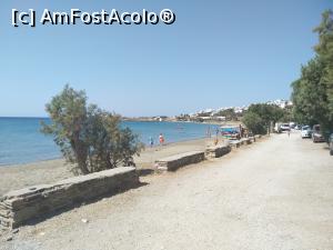 [P63] Plaja Agios Sostis- in dreapta sunt umbrelele » foto by ilee
 - 
<span class="allrVoted glyphicon glyphicon-heart hidden" id="av1246195"></span>
<a class="m-l-10 hidden" id="sv1246195" onclick="voting_Foto_DelVot(,1246195,10936)" role="button">șterge vot <span class="glyphicon glyphicon-remove"></span></a>
<a id="v91246195" class=" c-red"  onclick="voting_Foto_SetVot(1246195)" role="button"><span class="glyphicon glyphicon-heart-empty"></span> <b>LIKE</b> = Votează poza</a> <img class="hidden"  id="f1246195W9" src="/imagini/loader.gif" border="0" /><span class="AjErrMes hidden" id="e1246195ErM"></span>