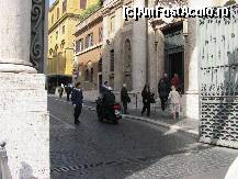 [P03] Intrare in Vatican. » foto by aquariusdorin
 - 
<span class="allrVoted glyphicon glyphicon-heart hidden" id="av307397"></span>
<a class="m-l-10 hidden" id="sv307397" onclick="voting_Foto_DelVot(,307397,10951)" role="button">șterge vot <span class="glyphicon glyphicon-remove"></span></a>
<a id="v9307397" class=" c-red"  onclick="voting_Foto_SetVot(307397)" role="button"><span class="glyphicon glyphicon-heart-empty"></span> <b>LIKE</b> = Votează poza</a> <img class="hidden"  id="f307397W9" src="/imagini/loader.gif" border="0" /><span class="AjErrMes hidden" id="e307397ErM"></span>