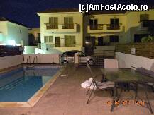 [P10] imagine nocturna a piscinei » foto by nicoletass
 - 
<span class="allrVoted glyphicon glyphicon-heart hidden" id="av292035"></span>
<a class="m-l-10 hidden" id="sv292035" onclick="voting_Foto_DelVot(,292035,10968)" role="button">șterge vot <span class="glyphicon glyphicon-remove"></span></a>
<a id="v9292035" class=" c-red"  onclick="voting_Foto_SetVot(292035)" role="button"><span class="glyphicon glyphicon-heart-empty"></span> <b>LIKE</b> = Votează poza</a> <img class="hidden"  id="f292035W9" src="/imagini/loader.gif" border="0" /><span class="AjErrMes hidden" id="e292035ErM"></span>
