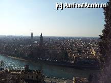 [P07] Panorama asupra orasului din Castel San Pietro » foto by popescuionut
 - 
<span class="allrVoted glyphicon glyphicon-heart hidden" id="av292361"></span>
<a class="m-l-10 hidden" id="sv292361" onclick="voting_Foto_DelVot(,292361,10972)" role="button">șterge vot <span class="glyphicon glyphicon-remove"></span></a>
<a id="v9292361" class=" c-red"  onclick="voting_Foto_SetVot(292361)" role="button"><span class="glyphicon glyphicon-heart-empty"></span> <b>LIKE</b> = Votează poza</a> <img class="hidden"  id="f292361W9" src="/imagini/loader.gif" border="0" /><span class="AjErrMes hidden" id="e292361ErM"></span>