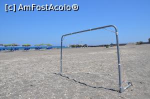 [P03] Pe plaja Monolithos sunt: teren de fotbal, volei,cosuri de baschet si locuri speciale de joaca pt copii » foto by didona_stelea
 - 
<span class="allrVoted glyphicon glyphicon-heart hidden" id="av757388"></span>
<a class="m-l-10 hidden" id="sv757388" onclick="voting_Foto_DelVot(,757388,10982)" role="button">șterge vot <span class="glyphicon glyphicon-remove"></span></a>
<a id="v9757388" class=" c-red"  onclick="voting_Foto_SetVot(757388)" role="button"><span class="glyphicon glyphicon-heart-empty"></span> <b>LIKE</b> = Votează poza</a> <img class="hidden"  id="f757388W9" src="/imagini/loader.gif" border="0" /><span class="AjErrMes hidden" id="e757388ErM"></span>