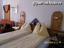 [P04] Camera dubla la hotel Barry Memle » foto by Alina53
 - 
<span class="allrVoted glyphicon glyphicon-heart hidden" id="av293565"></span>
<a class="m-l-10 hidden" id="sv293565" onclick="voting_Foto_DelVot(,293565,11000)" role="button">șterge vot <span class="glyphicon glyphicon-remove"></span></a>
<a id="v9293565" class=" c-red"  onclick="voting_Foto_SetVot(293565)" role="button"><span class="glyphicon glyphicon-heart-empty"></span> <b>LIKE</b> = Votează poza</a> <img class="hidden"  id="f293565W9" src="/imagini/loader.gif" border="0" /><span class="AjErrMes hidden" id="e293565ErM"></span>