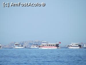 [P07] Vase făcând naveta între Kastellorizo şi Kaş » foto by irinad
 - 
<span class="allrVoted glyphicon glyphicon-heart hidden" id="av846789"></span>
<a class="m-l-10 hidden" id="sv846789" onclick="voting_Foto_DelVot(,846789,11003)" role="button">șterge vot <span class="glyphicon glyphicon-remove"></span></a>
<a id="v9846789" class=" c-red"  onclick="voting_Foto_SetVot(846789)" role="button"><span class="glyphicon glyphicon-heart-empty"></span> <b>LIKE</b> = Votează poza</a> <img class="hidden"  id="f846789W9" src="/imagini/loader.gif" border="0" /><span class="AjErrMes hidden" id="e846789ErM"></span>