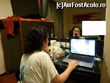 [P01] incercind sa ma conectez la netul de 10 dolari..in oglinda se vede 'fundul camerei' » foto by adri-nico
 - 
<span class="allrVoted glyphicon glyphicon-heart hidden" id="av294061"></span>
<a class="m-l-10 hidden" id="sv294061" onclick="voting_Foto_DelVot(,294061,11016)" role="button">șterge vot <span class="glyphicon glyphicon-remove"></span></a>
<a id="v9294061" class=" c-red"  onclick="voting_Foto_SetVot(294061)" role="button"><span class="glyphicon glyphicon-heart-empty"></span> <b>LIKE</b> = Votează poza</a> <img class="hidden"  id="f294061W9" src="/imagini/loader.gif" border="0" /><span class="AjErrMes hidden" id="e294061ErM"></span>