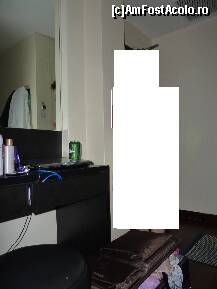 [P02] poza din coltul opus ,atit era de lata camera. » foto by adri-nico
 - 
<span class="allrVoted glyphicon glyphicon-heart hidden" id="av294062"></span>
<a class="m-l-10 hidden" id="sv294062" onclick="voting_Foto_DelVot(,294062,11016)" role="button">șterge vot <span class="glyphicon glyphicon-remove"></span></a>
<a id="v9294062" class=" c-red"  onclick="voting_Foto_SetVot(294062)" role="button"><span class="glyphicon glyphicon-heart-empty"></span> <b>LIKE</b> = Votează poza</a> <img class="hidden"  id="f294062W9" src="/imagini/loader.gif" border="0" /><span class="AjErrMes hidden" id="e294062ErM"></span>