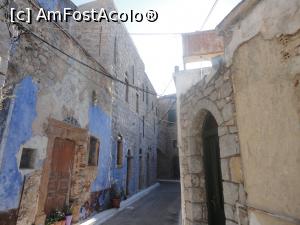 [P38] Vessa, satul vechi, strada cu casa albastră. » foto by maryka
 - 
<span class="allrVoted glyphicon glyphicon-heart hidden" id="av1196173"></span>
<a class="m-l-10 hidden" id="sv1196173" onclick="voting_Foto_DelVot(,1196173,11028)" role="button">șterge vot <span class="glyphicon glyphicon-remove"></span></a>
<a id="v91196173" class=" c-red"  onclick="voting_Foto_SetVot(1196173)" role="button"><span class="glyphicon glyphicon-heart-empty"></span> <b>LIKE</b> = Votează poza</a> <img class="hidden"  id="f1196173W9" src="/imagini/loader.gif" border="0" /><span class="AjErrMes hidden" id="e1196173ErM"></span>