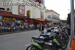 [P31] Bicicleta cu motor sau fara-vehicul de baza in China » foto by AZE
 - 
<span class="allrVoted glyphicon glyphicon-heart hidden" id="av860917"></span>
<a class="m-l-10 hidden" id="sv860917" onclick="voting_Foto_DelVot(,860917,11037)" role="button">șterge vot <span class="glyphicon glyphicon-remove"></span></a>
<a id="v9860917" class=" c-red"  onclick="voting_Foto_SetVot(860917)" role="button"><span class="glyphicon glyphicon-heart-empty"></span> <b>LIKE</b> = Votează poza</a> <img class="hidden"  id="f860917W9" src="/imagini/loader.gif" border="0" /><span class="AjErrMes hidden" id="e860917ErM"></span>